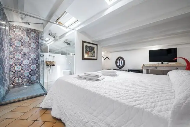 Basic Tek Büyük Yataklı Oda