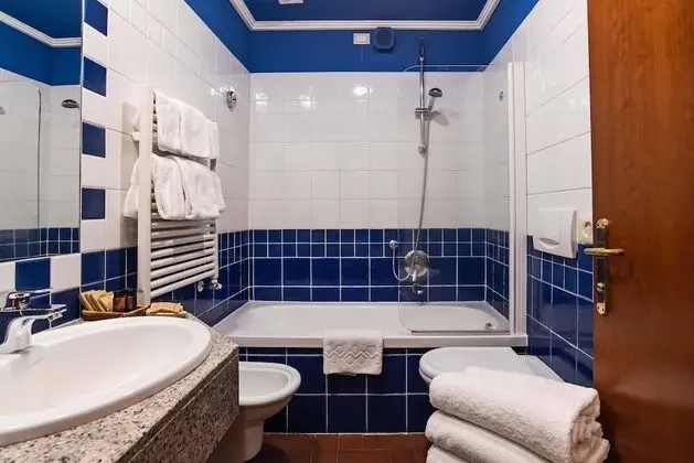 Standard Dört Kişilik Oda