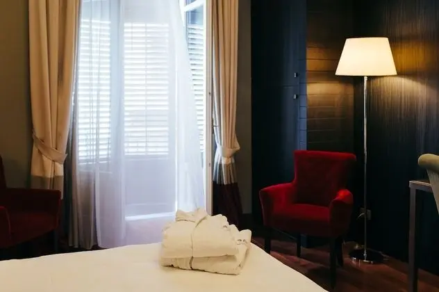 Superior Büyük Yataklı Tek Kişilik Oda