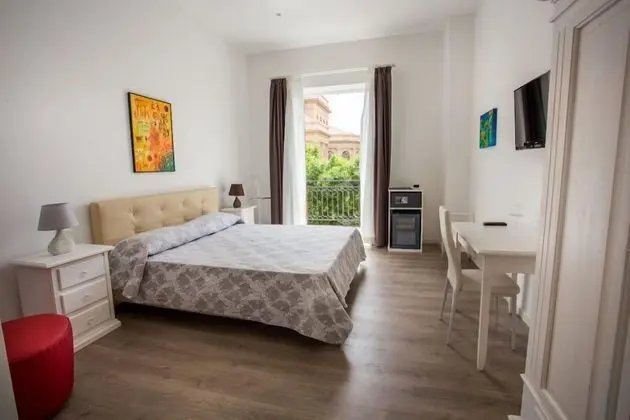 Comfort Tek Büyük Yataklı Oda (3)