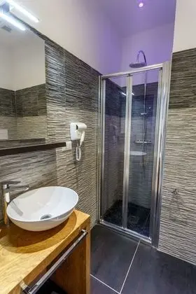 Comfort Tek Büyük Yataklı Oda (3)