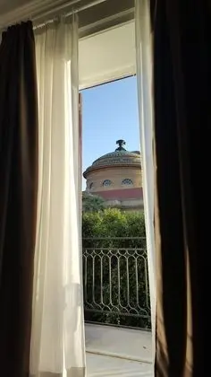 Comfort Tek Büyük Yataklı Oda (3)