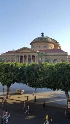 Comfort Tek Büyük Yataklı Oda (3)