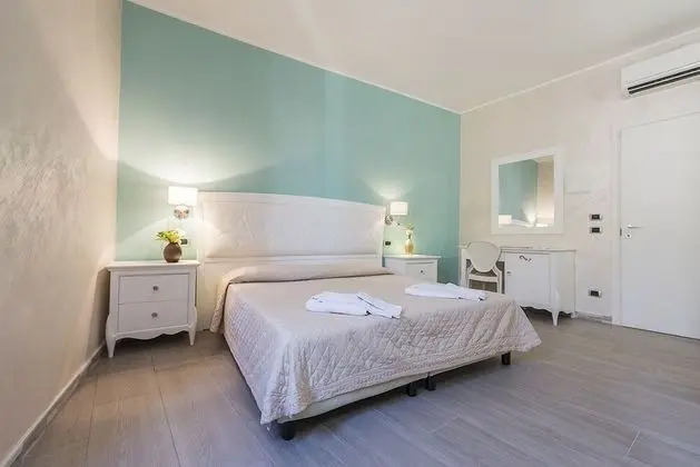 Economy Tek Büyük veya İki Ayrı Yataklı Oda