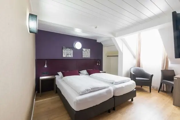 Comfort Tek Büyük Yataklı Oda