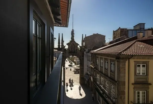 Tek Büyük veya İki Ayrı Yataklı Oda, Şehir Manzaralı (Varanda)