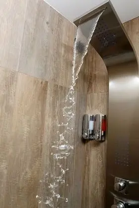 Comfort Tek Büyük Yataklı Oda (1st floor, no lift)