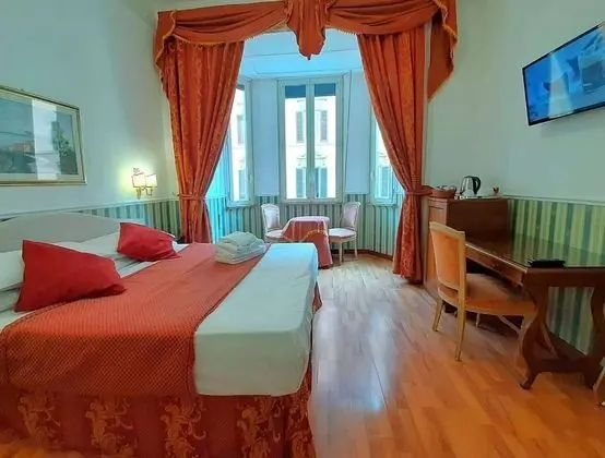 Standard Tek Büyük veya İki Ayrı Yataklı Oda