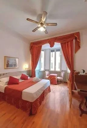 Standard Tek Büyük veya İki Ayrı Yataklı Oda
