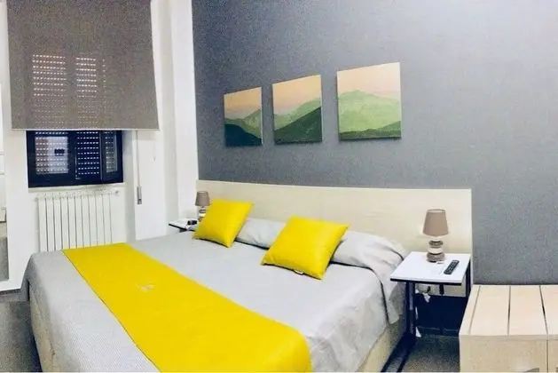 Tek Büyük veya İki Ayrı Yataklı Oda