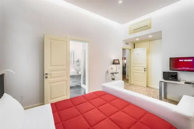 Standard Tek Büyük veya İki Ayrı Yataklı Oda