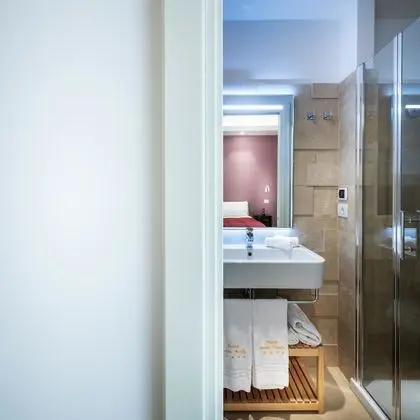 Superior Tek Büyük Yataklı Oda, Şehir Manzaralı