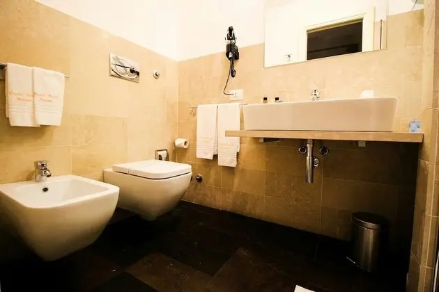 Superior Tek Büyük Yataklı Oda, Şehir Manzaralı