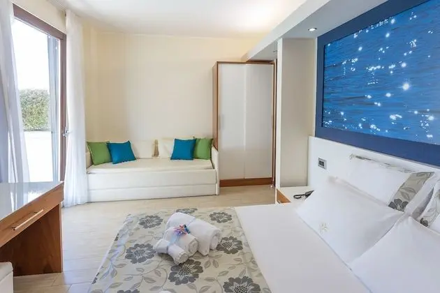 Tek Büyük veya İki Ayrı Yataklı Oda, Balkon