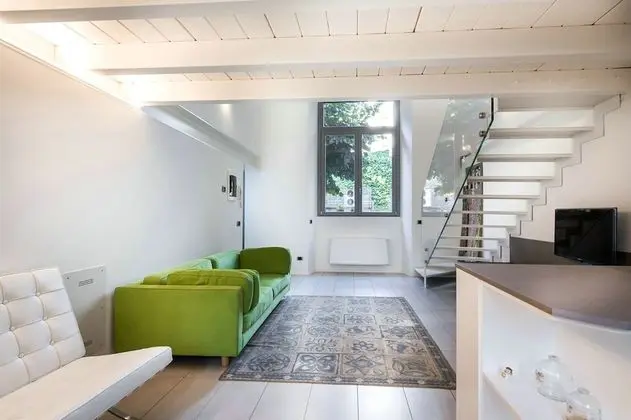 Çatı Katı (Loft) (Como city)