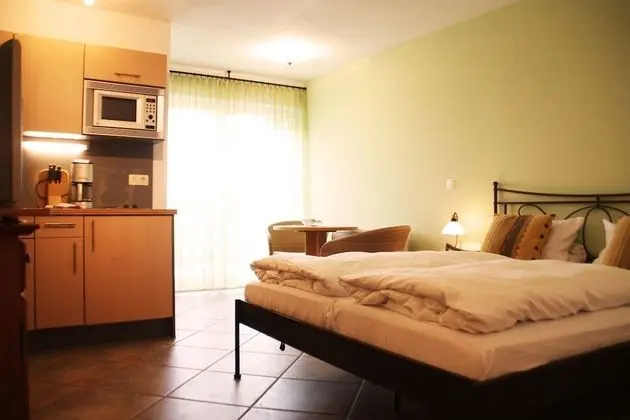 Comfort Tek Büyük Yataklı Oda