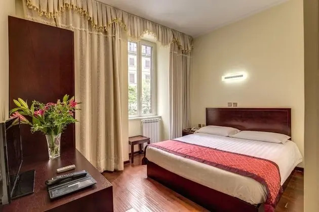 Tek Büyük veya İki Ayrı Yataklı Oda