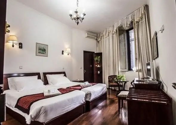 Tek Büyük veya İki Ayrı Yataklı Oda