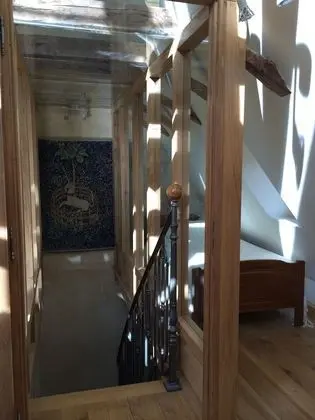 Üç Kişilik Oda (Le Donjon)