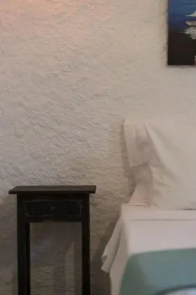 Ekonomik Üç Kişilik Oda,Sokak Manzaralı,Bodrum Kat