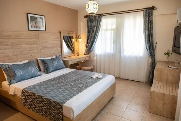 Comfort Tek Büyük veya İki Ayrı Yataklı Oda