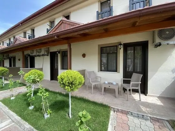 Standart Oda Balkonlu, Bahçe Manzaralı, Balkonlu