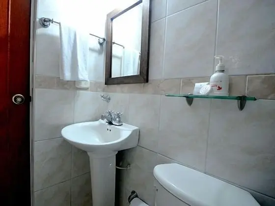 Tek Büyük Yataklı Oda, 1 Çift Kişilik Yatak