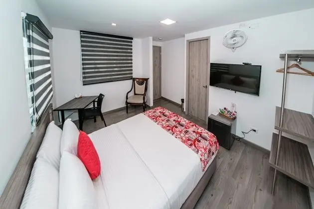 Standard Tek Büyük Yataklı Oda