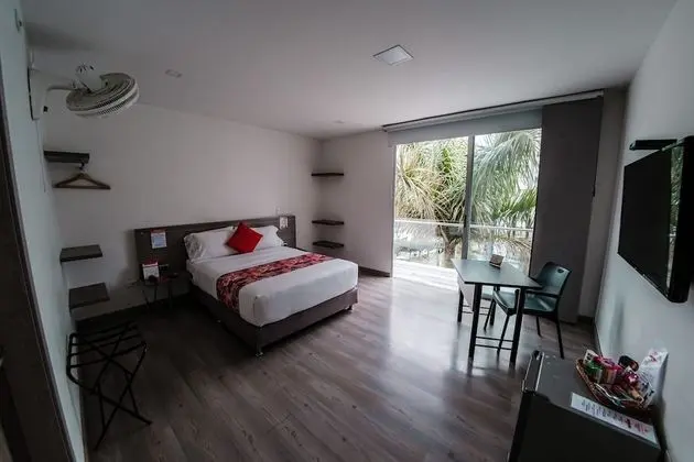 Tek Büyük Yataklı Oda, Balkon