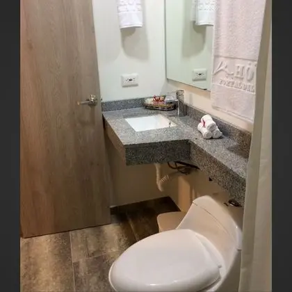 Tek Büyük Yataklı Oda, Balkon
