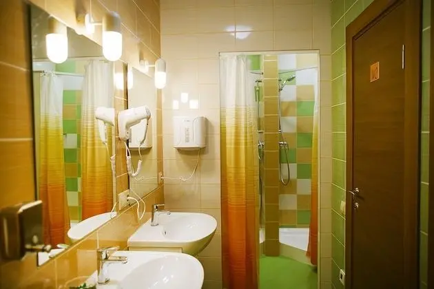 Tek Büyük Yataklı Oda, Ortak Banyo (1 extra bed)