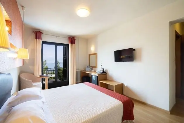 Double Room with balcony and Panoramic Volos View