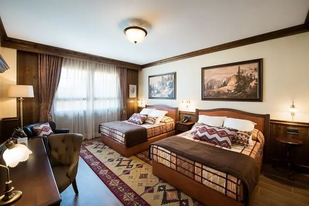 Deluxe Room, 2 Adults & 2 Childs (Port Aventura tickets & 1 Ferrari Land ticket included)