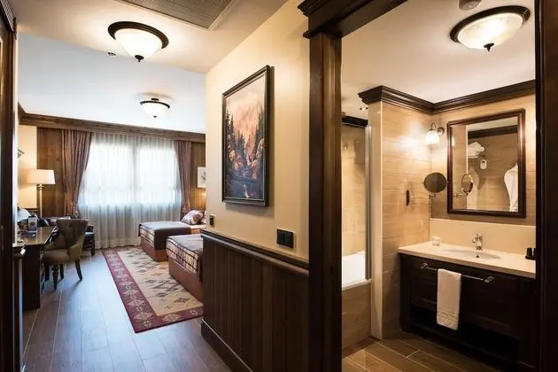 Deluxe Room, 3 adults & 1 child (Port Aventura tickets & 1 Ferrari Land ticket included)
