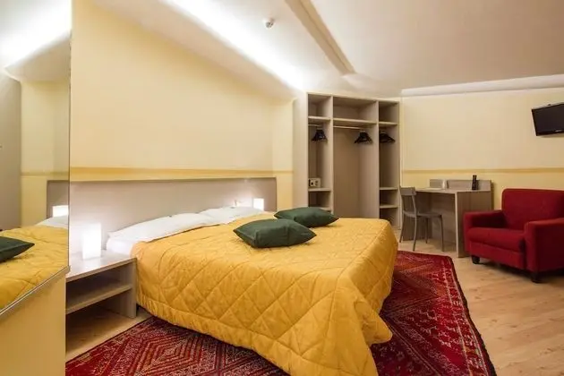 Tek Büyük veya İki Ayrı Yataklı Oda