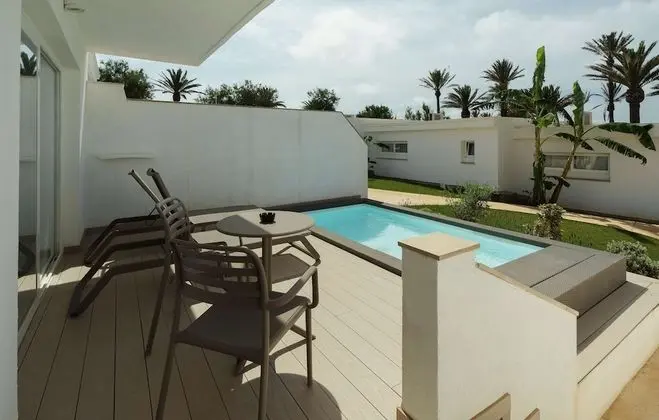 My Favorite Club Suite Swim Up Garden View 3 adults