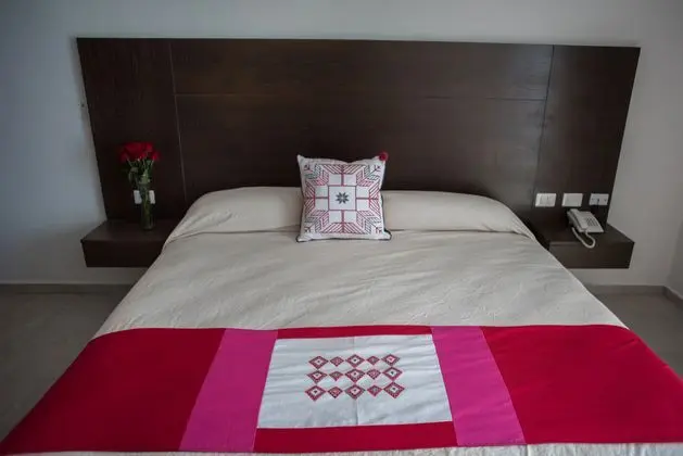 1 Çift ​​kişilik Yatak Queen Size Bed