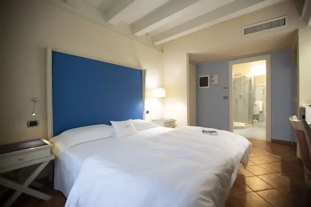 Comfort Tek Büyük Yataklı Oda, Balkon, Şehir Manzaralı