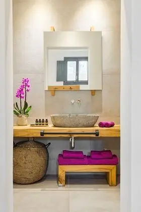 Deluxe Two Bedrooms Suite