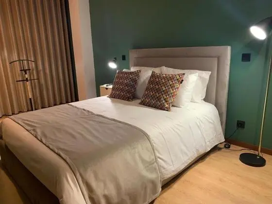 Premium Tek Büyük Yataklı Oda