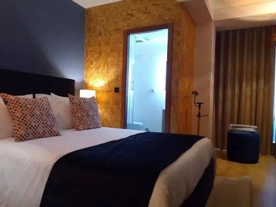 Premium Tek Büyük Yataklı Oda