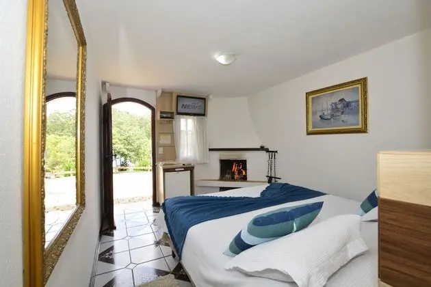Bungalov (Bordo Duplo)