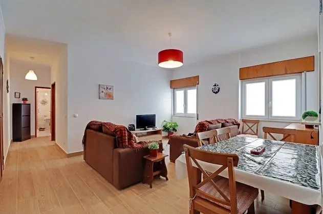 Apart Daire, 2 Yatak Odası, Mutfak, Denize Bakan