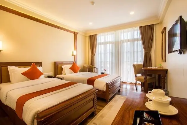 Deluxe Tek Büyük Yataklı Oda