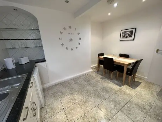Classic Apart Daire, Özel Banyo (Portland View Underground)