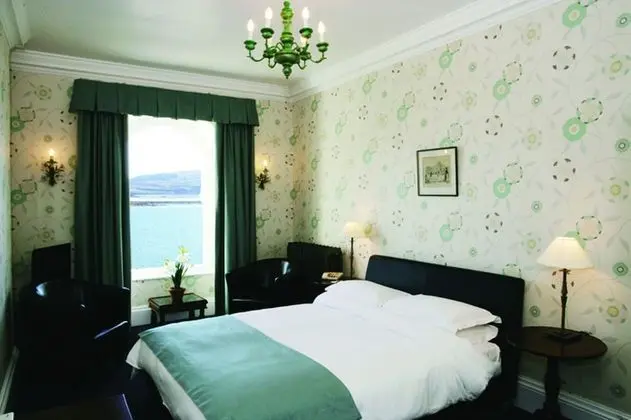 Tek Büyük veya İki Ayrı Yataklı Oda (in main hotel)