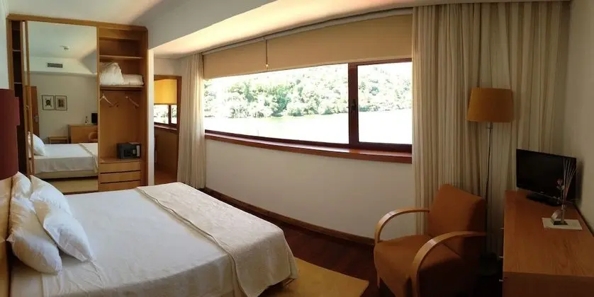 Panoramic Tek Büyük Yataklı Oda, Nehir Manzaralı