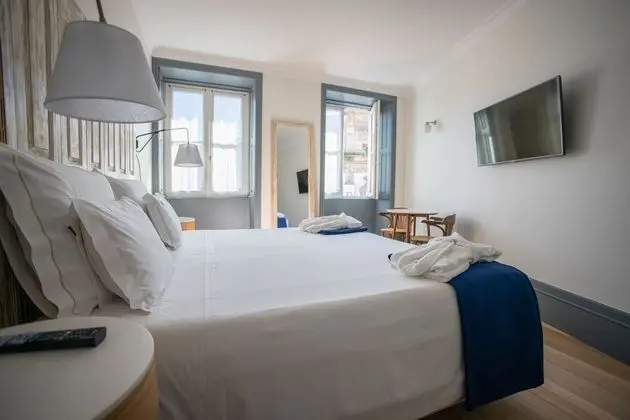 Superior Tek Büyük veya İki Ayrı Yataklı Oda, Küvet, Şehir Manzaralı