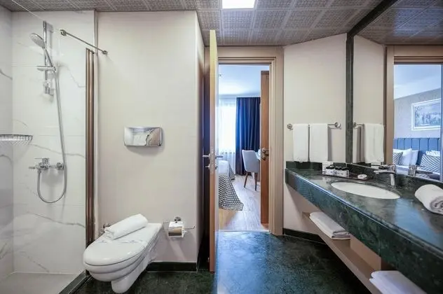 https://images.etstur.com/files/images/hotelImages/TR/51914/l/Porto-Bello-Hotel-Oda-397288.jpg