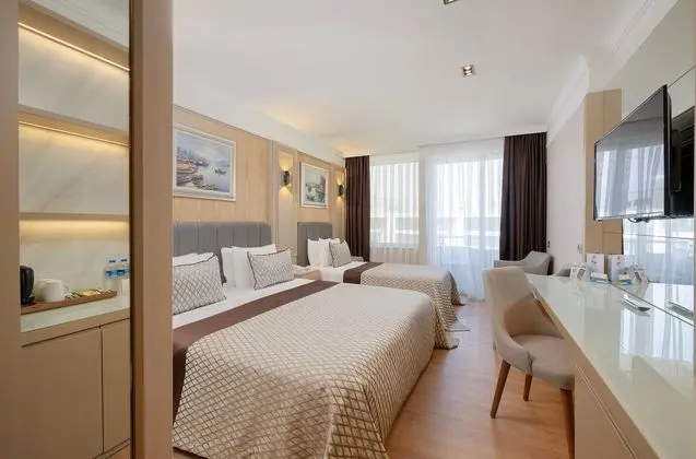 https://images.etstur.com/files/images/hotelImages/TR/51914/l/Porto-Bello-Hotel-Oda-397293.jpg